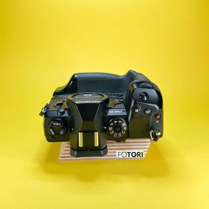 Olympus E-M1X tělo |  BJ4A14153