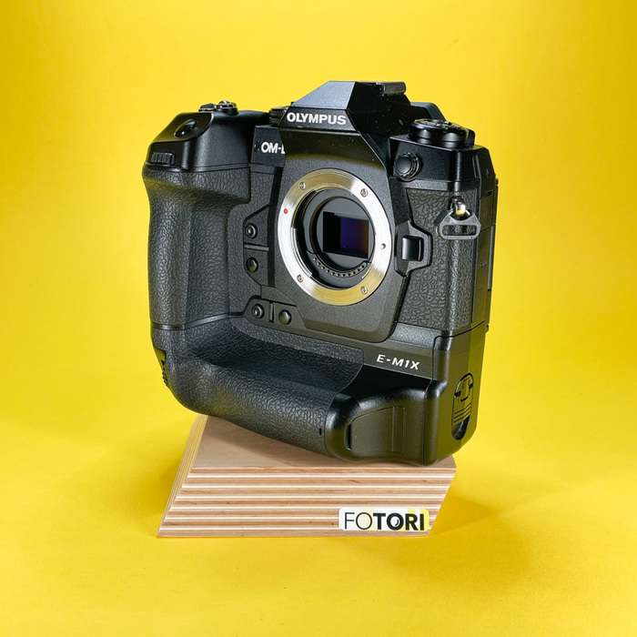 Olympus E-M1X tělo |  BJ4A14153