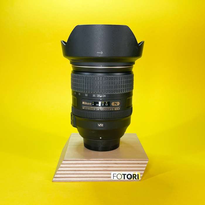 Nikon 24-120 mm f/4,0 AF-S ED VR | 62060785