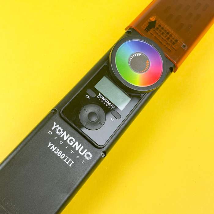Yongnuo YN360 gen. III (Pro) RGB | WB trubicové video led světlo