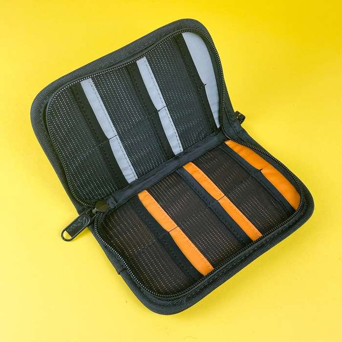 Lowepro - Obal na paměťové karty