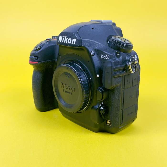 Nikon D850 + 3x náhradní baterie | 6024228