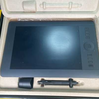 Grafický tablet Wacom Intuos Pro M + Wireless accesory kit