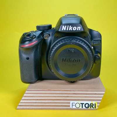 Nikon D3200 | 6143854