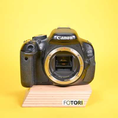 Canon EOS 600D I 083063041739