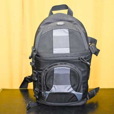 LowePro SlingShot 200 AW | Fotobatoh