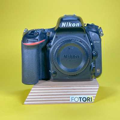 Nikon D750 | 6201453