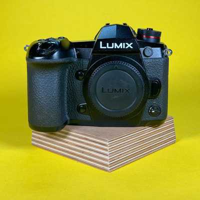 Panasonic Lumix DC-G9 + grip | WE8CA001204