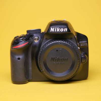Nikon D3200 | 6772543