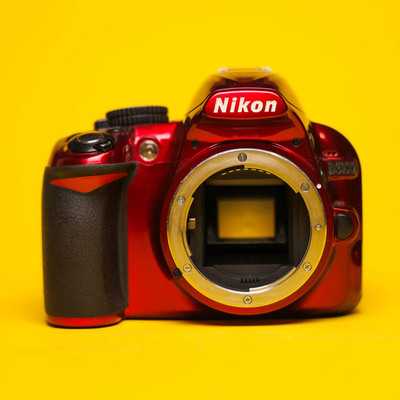 Nikon D3100 červený | 7625429