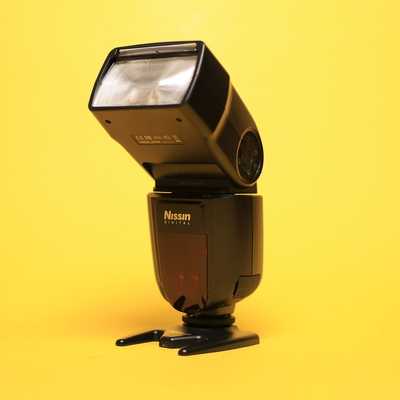 Nissin Di700A pro Canon | TTL Blesk + Odpalovač AIR 1