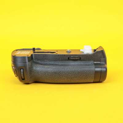 Battery grip pro Nikon D850
