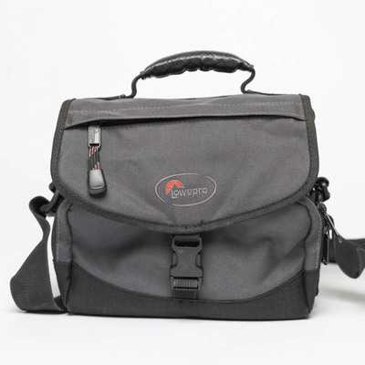 Lowepro Nova 1 | Brašna