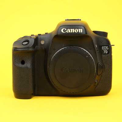 Canon EOS 7D | 380429903