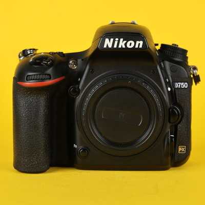 Nikon D750 | 6203367