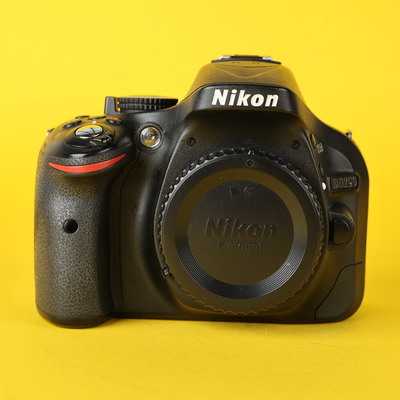 Nikon D5200 | 4575345