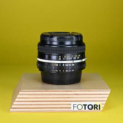 Nikon 28mm f/2.8 Series E | 2125725