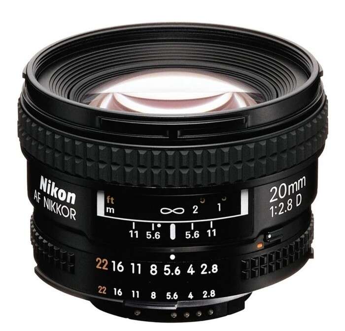 Nikon AF-D 20 mm f/2,8