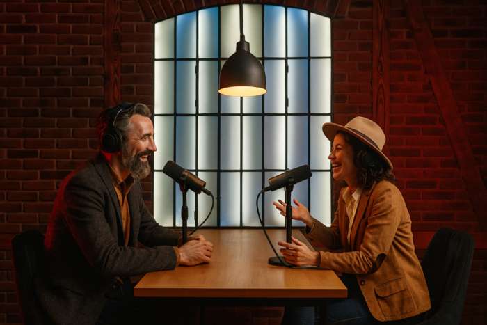 Studio  - podcastový Industriální bar