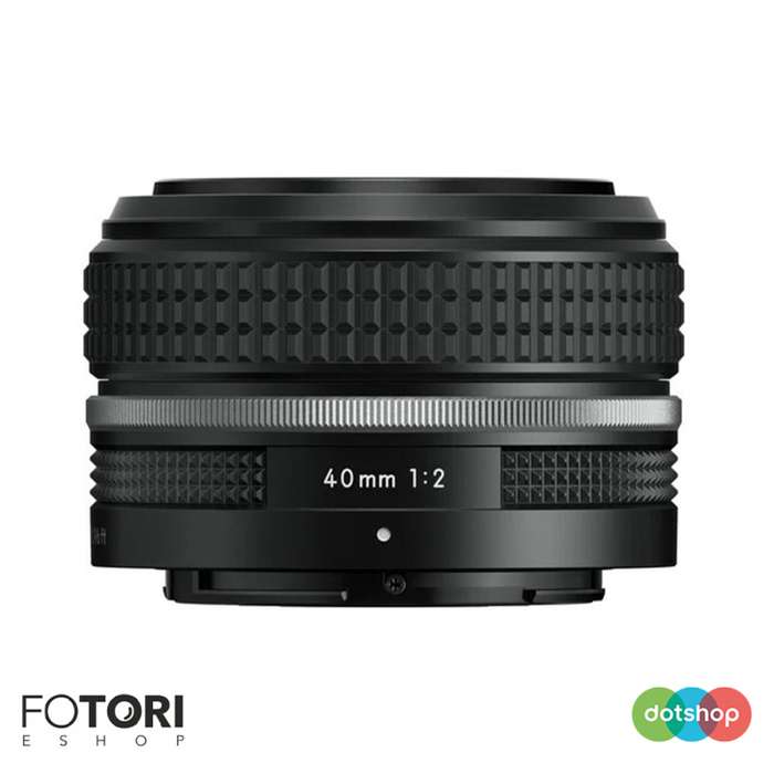Nikon Z 40 mm f/2 SE