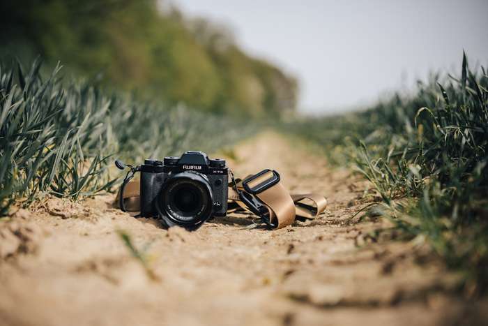 Peak Design Slide LITE - Coyote (světle hnědá)