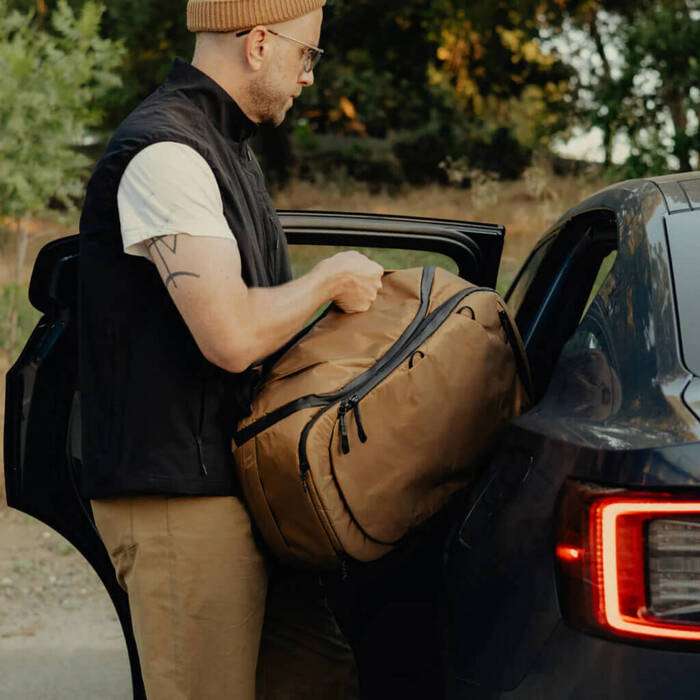 Peak Design Travel Backpack 45L Coyote