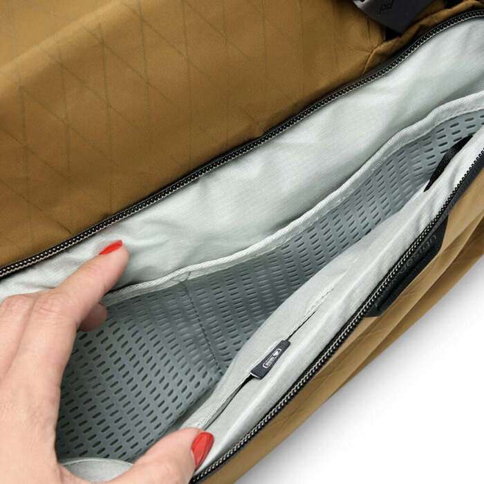 Peak Design Travel Duffel 35L Coyotte