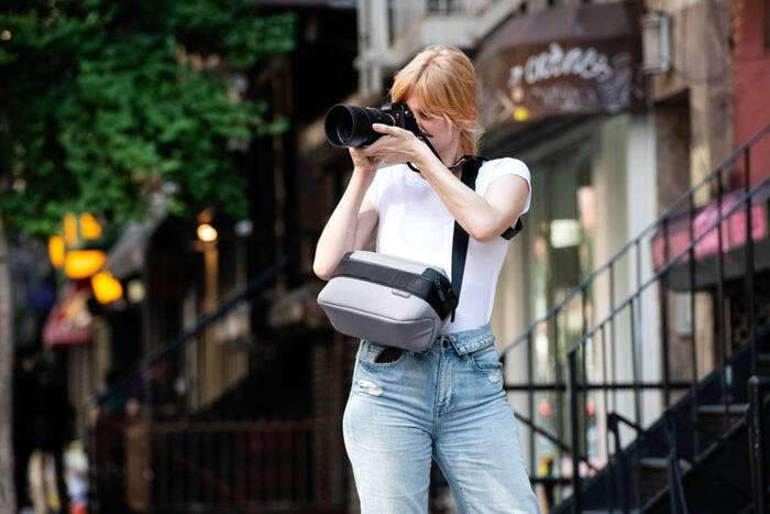 Gomatic Peter McKinnon Luma Camera Sling 9L, Stone |  Brašna přes rameno