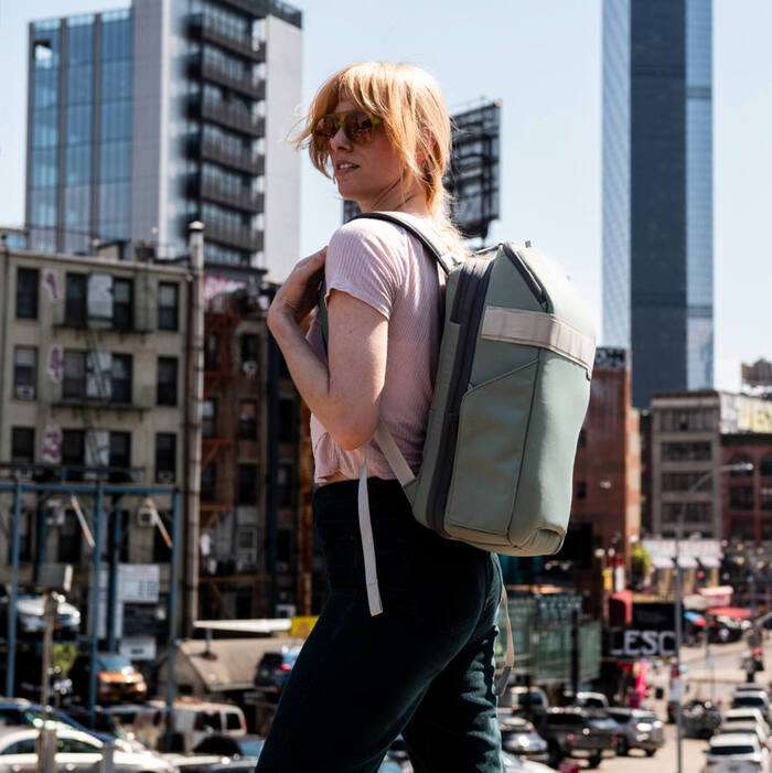 Gomatic Peter McKinnon Luma Camera Pack 18L, Sage | Batoh