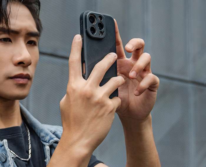 SmallRig  4828 Mobile Video Cage Flagship Edition for iPhone 16 Pro