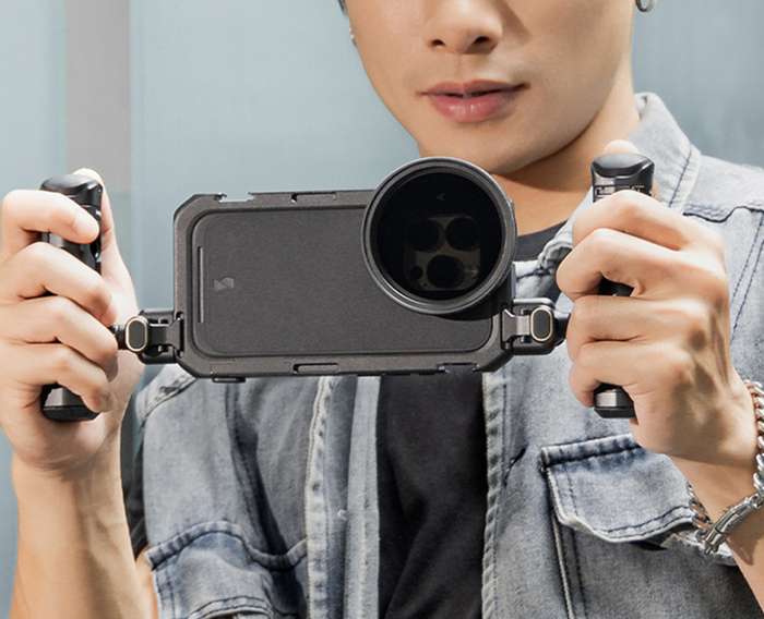 SmallRig  5007 Mobile Dual Handheld Kit for iPhone 16 Pro