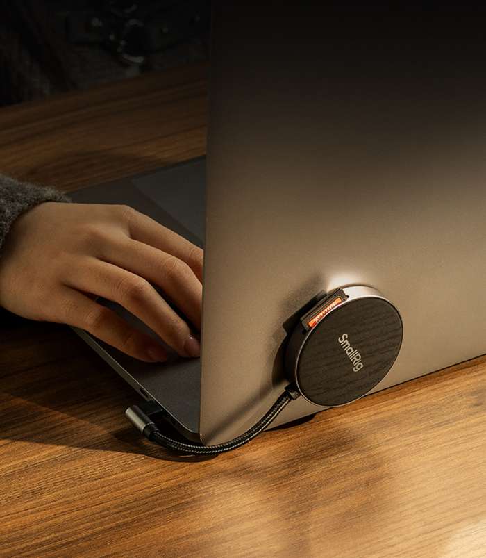 SmallRig  4869 Card Reader SD3.0 |  Čtečka SD a micro SD karet s magsafe