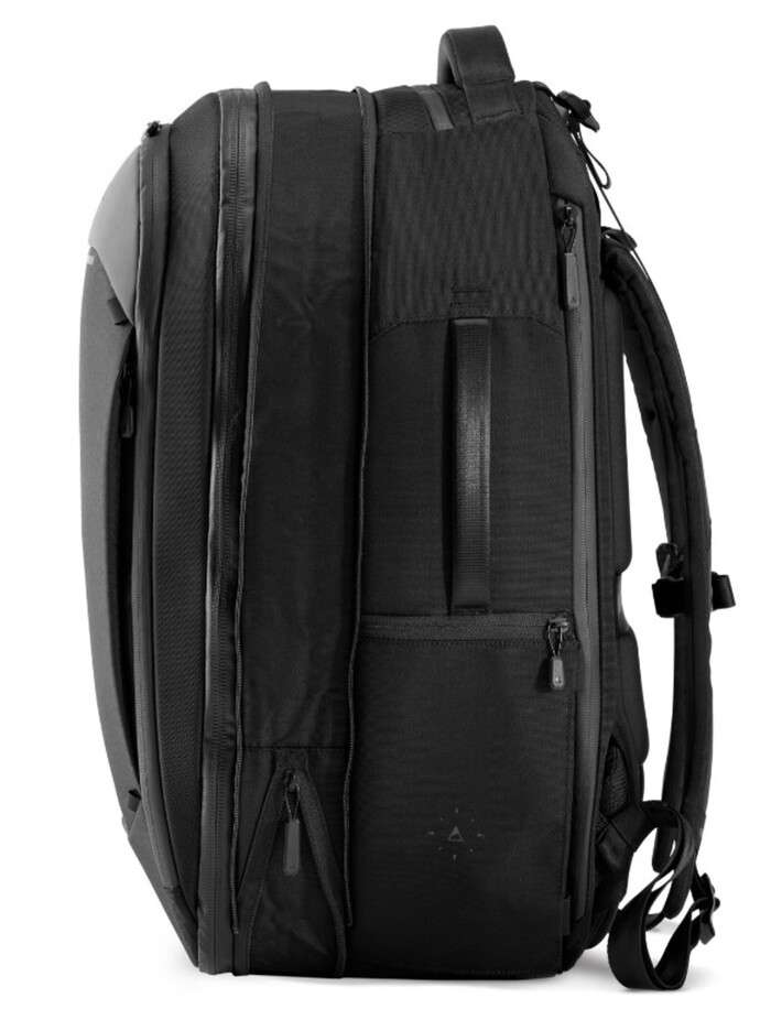 Gomatic  Navigator Travel Pack 32L Black | Cestovní batoh