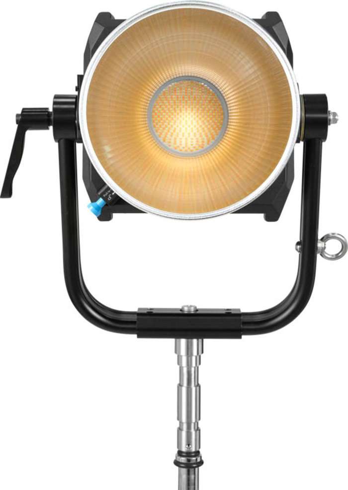 NanLux Evoke 1200B LED bodové světlo s taškou na kolečkách | Bi-Color Světlo