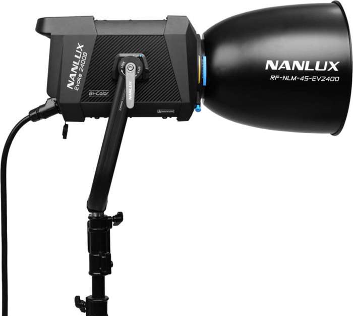 Nanlux Evoke 2400B Spot Light with 45° Reflector | Bi-Color světlo
