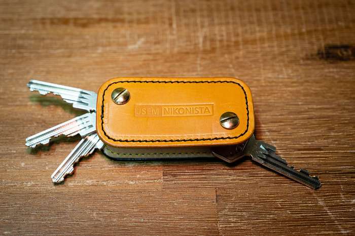 Kožená klíčenka Jsem Nikonista