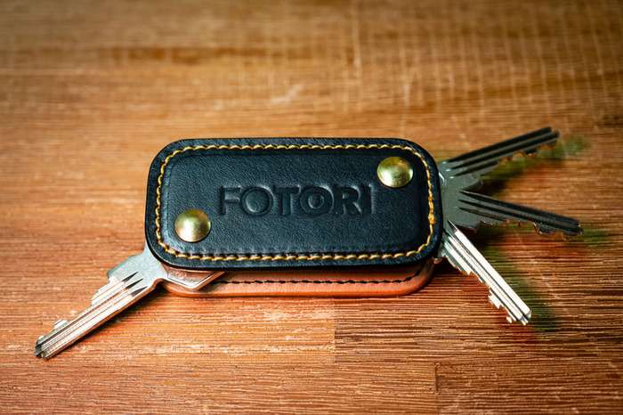 Kožená klíčenka Jsem Nikonista