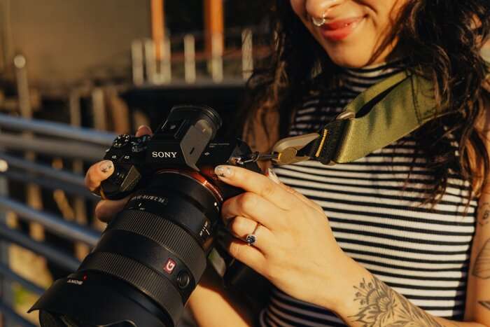 Peak Design Slide Kelp (pískově hněda)