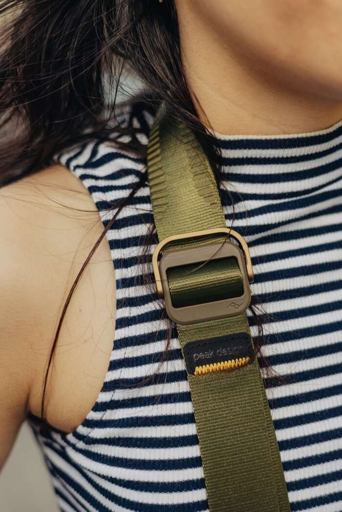 Peak Design Slide LITE Kelp (pískově hnědá)