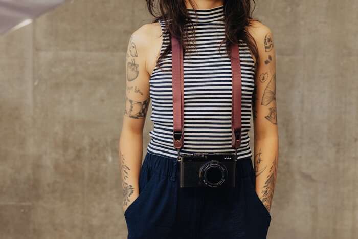 Peak Design Leash Eclipse (švestková)