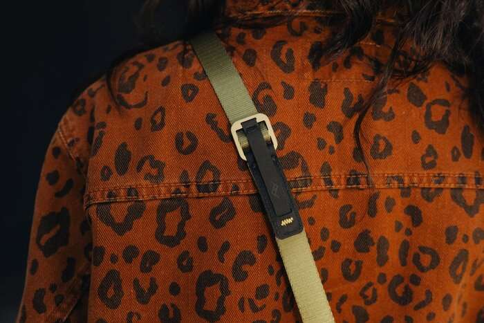 Peak Design Leash Kelp (pískově hnědá)