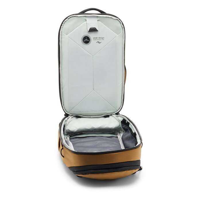 Peak Design Travel Backpack 30L Coyote