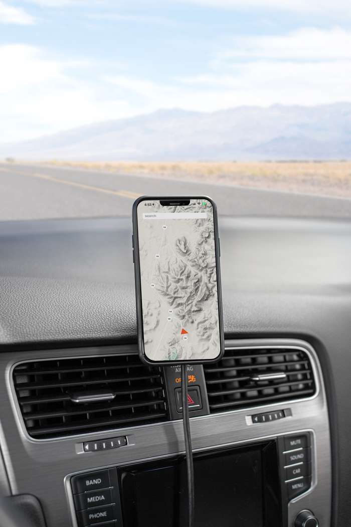 Peak Design Car Mount Charging