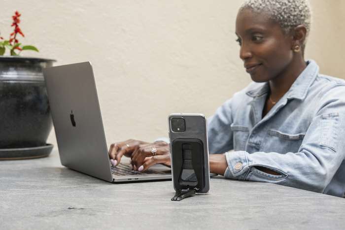 Peak Design Universal Adapter