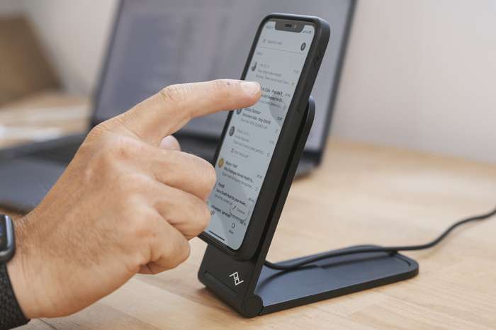 Peak Design Wireless Charging Stand