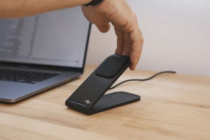 Peak Design Wireless Charging Stand