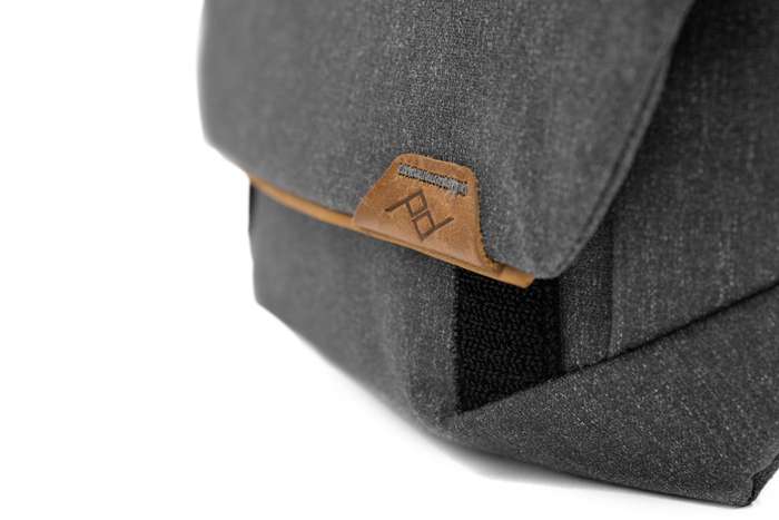 Peak Design Field Pouch - Charcoal v2