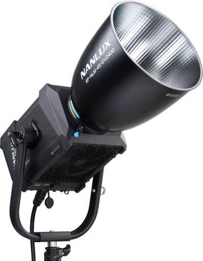 Nanlux Evoke 2400B Spot Light with 45° Reflector | Bi-Color světlo